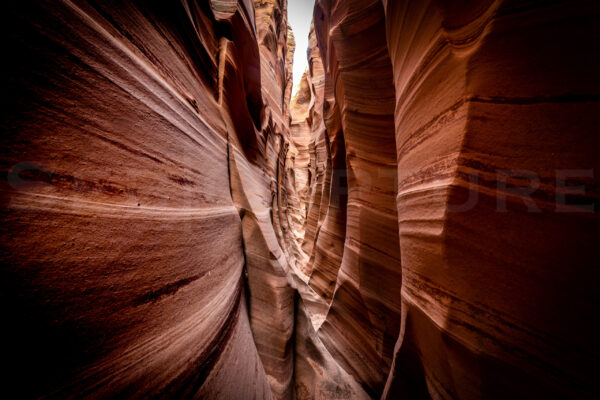 Slot canyon picture with zebra like walls